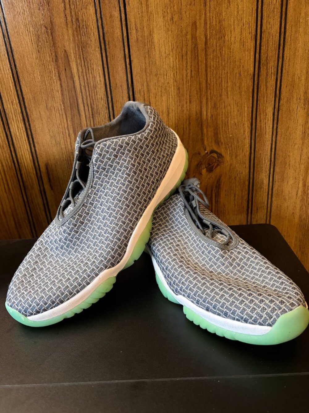 Jordan Future Low Wolf Grey Emerald Rise Men’s Size 15 718948-006